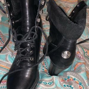 Size 8 1/2 black bcbg boots